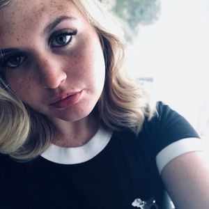 Meet your Posher, Alissa